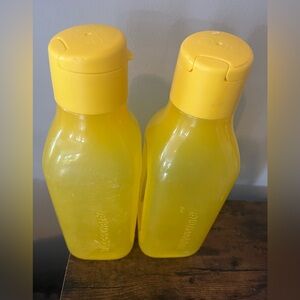 Tupperware Eco 1 Liter bottles 2 pack water, coffee creamer, discontinued model
